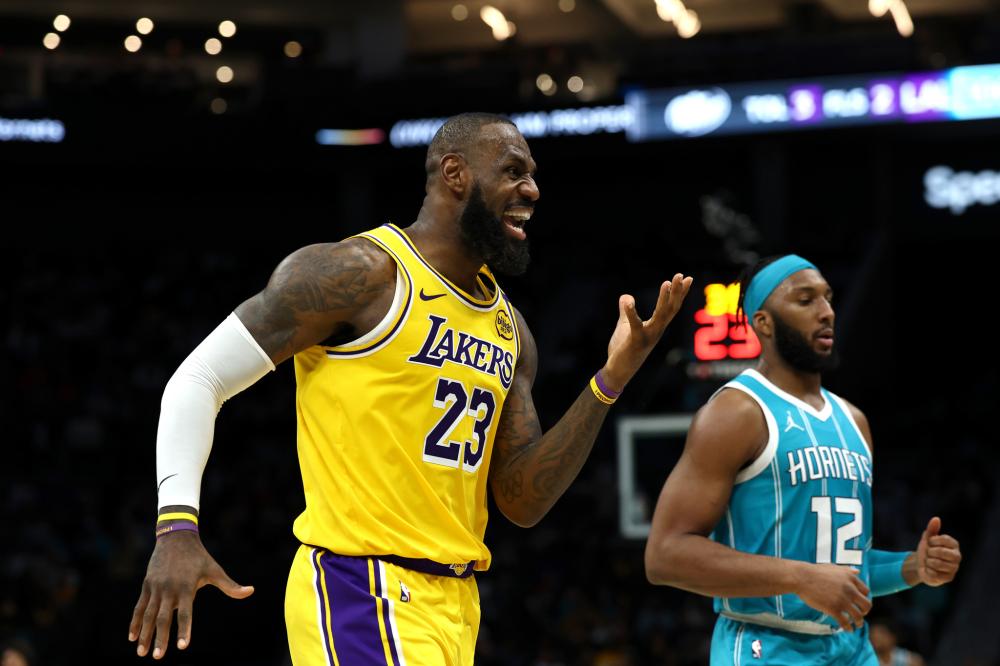 虽然梅西个 虽然梅西个